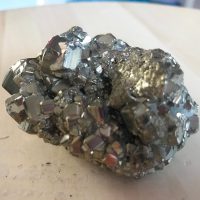 Pyriet (2) van 324 gram