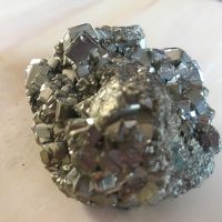 Pyriet (2) van 324 gram