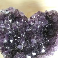 Amethist cluster hartvorm van 2443 gram