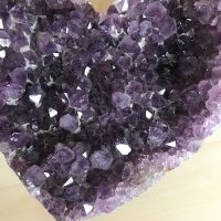Amethist cluster hartvorm van 2443 gram
