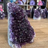 Amethist cluster (124) van 1443 gram