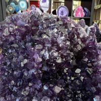 Amethist cluster (124) van 1443 gram