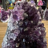 Amethist cluster (127) van 900 gram