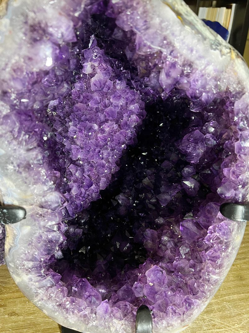 Amethist geode (20) van 33 kilo