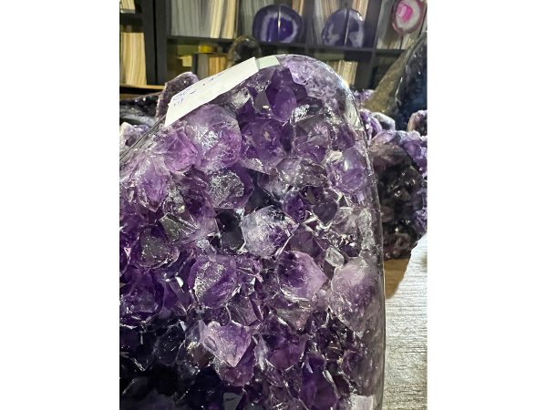 Amethist cluster (058) van 2,7 kilo