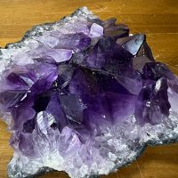 Amethist cluster (030) van 2616 gram