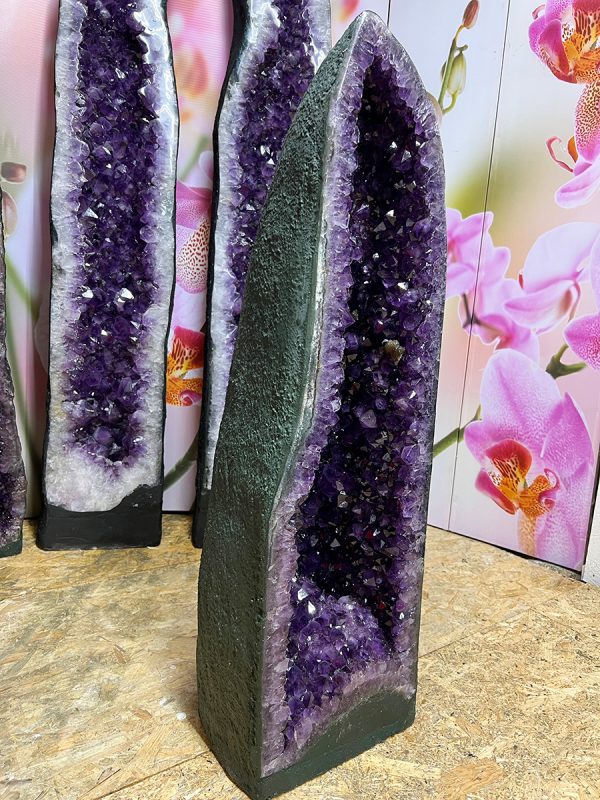 Amethist geode (16) van 103 kilo