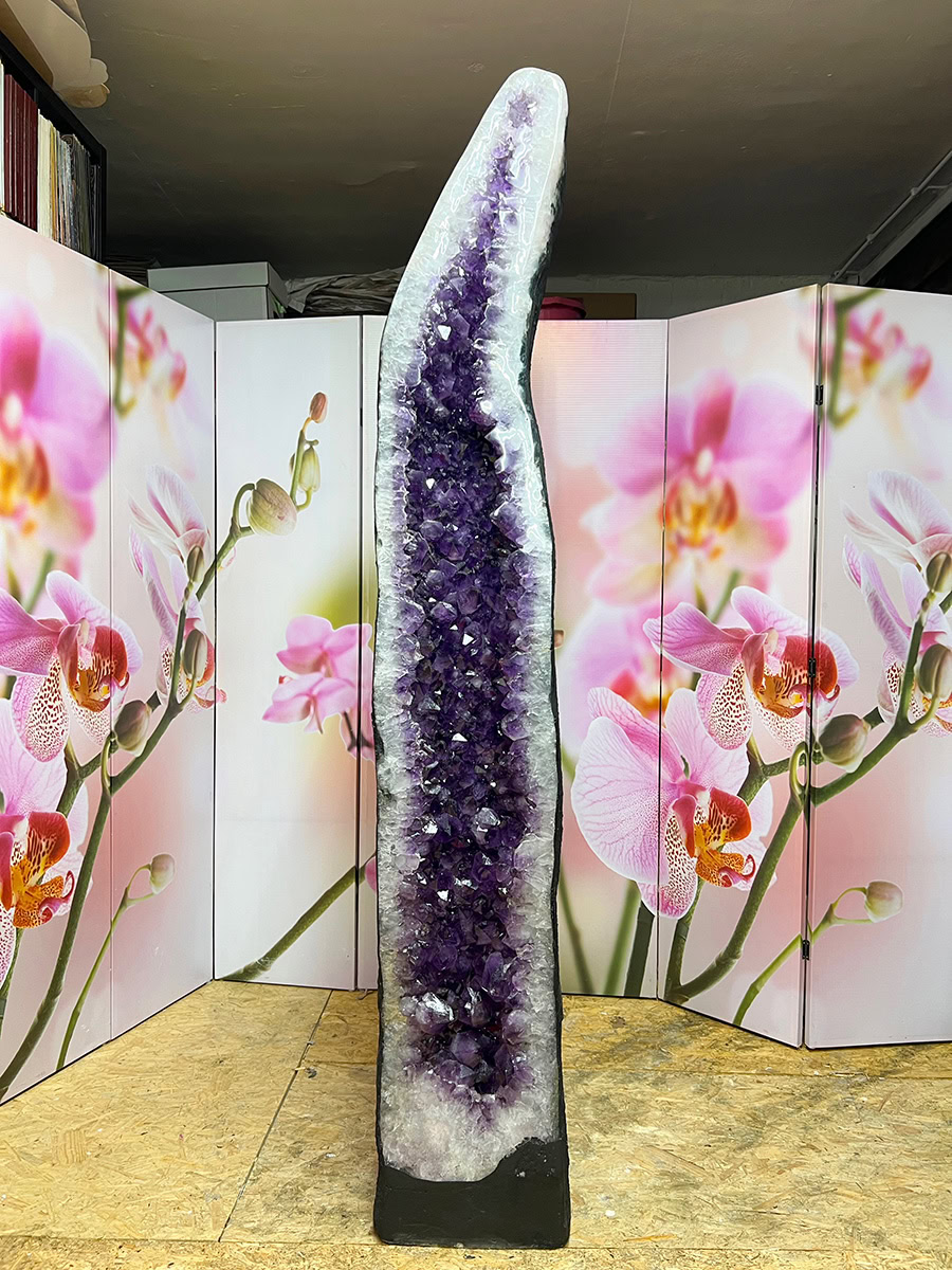 Amethist geode (37) van 169 kilo