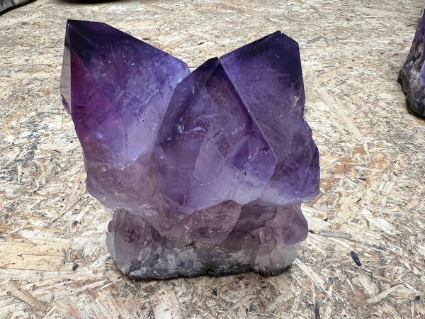 Amethist cluster (054) van 1,65 kilo