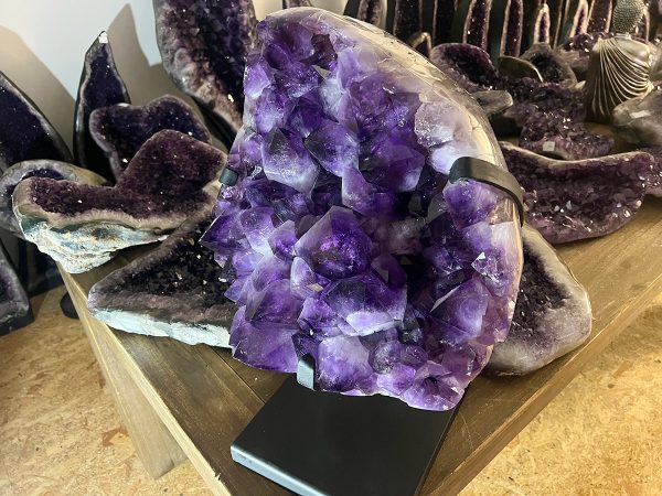 Amethist cluster (079) van 48 kilo