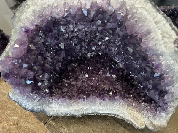 Amethist geode (19) van 27 kilo
