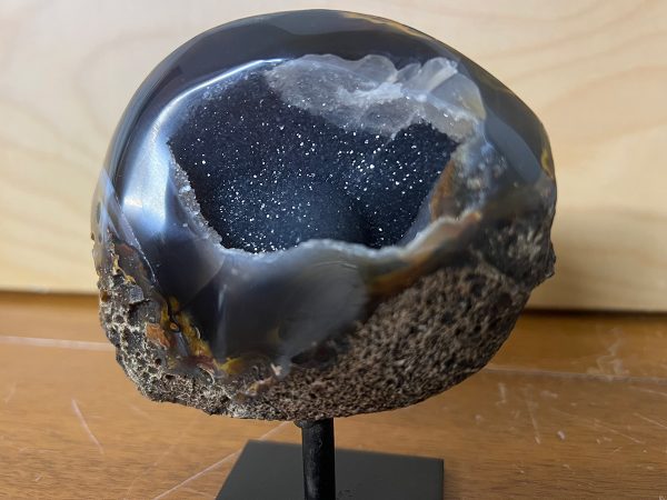 Agaat op standaard (01) van 375 gram