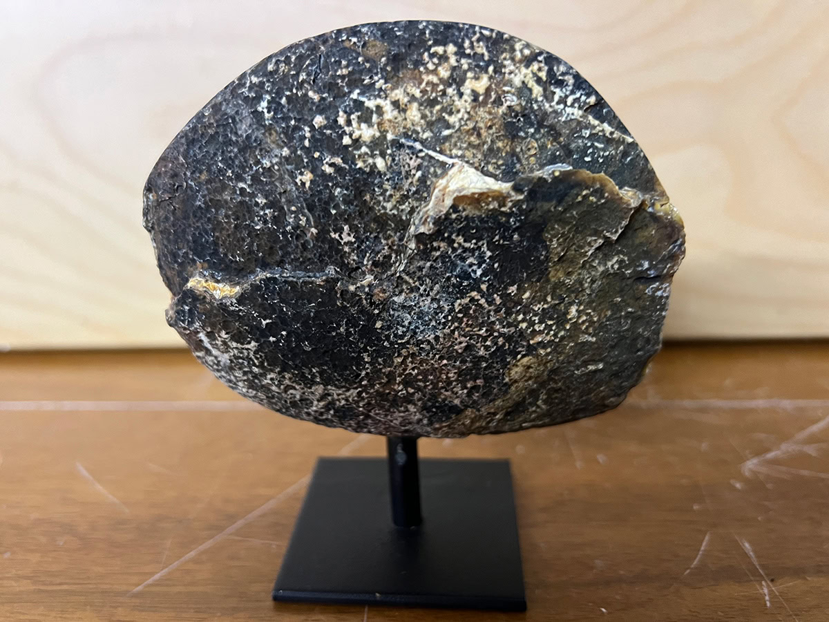 Agaat op standaard (01) van 375 gram