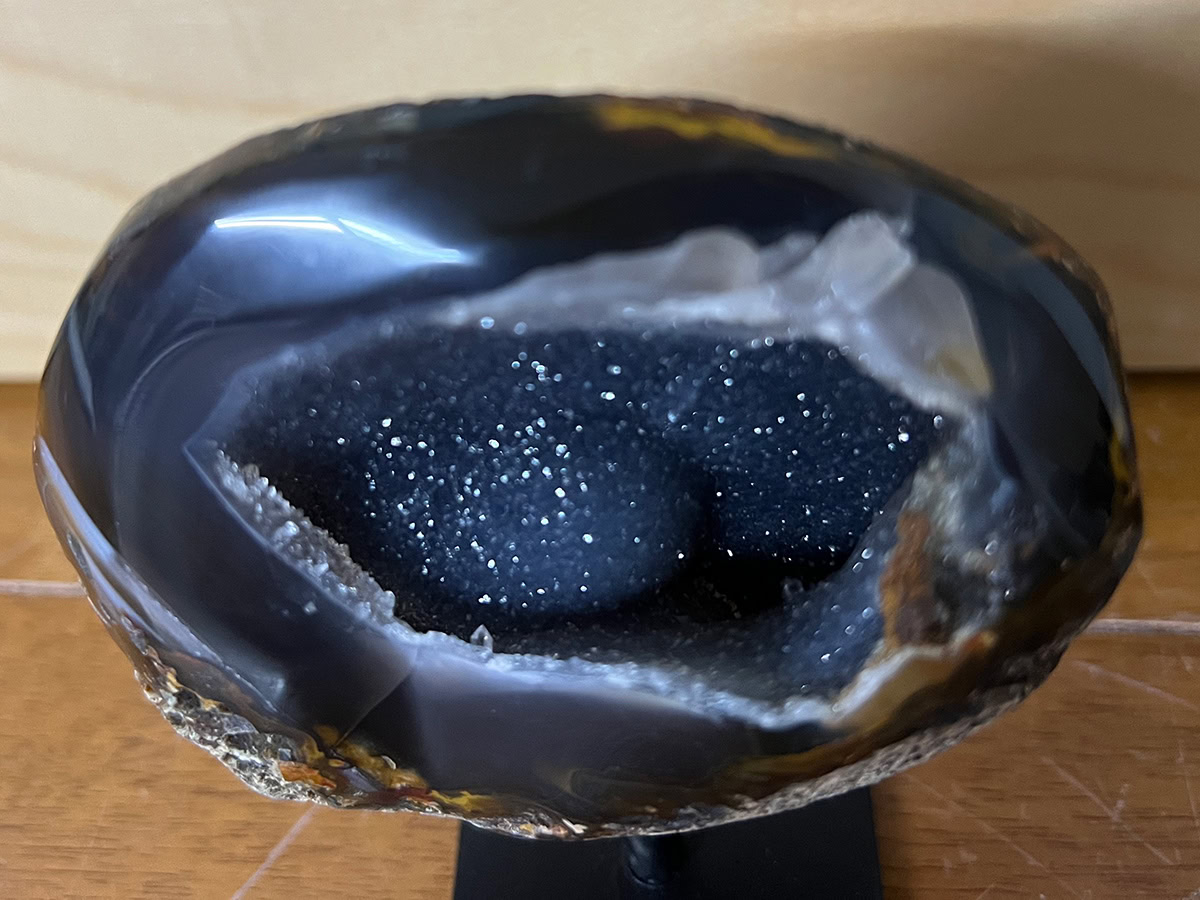 Agaat op standaard (01) van 375 gram
