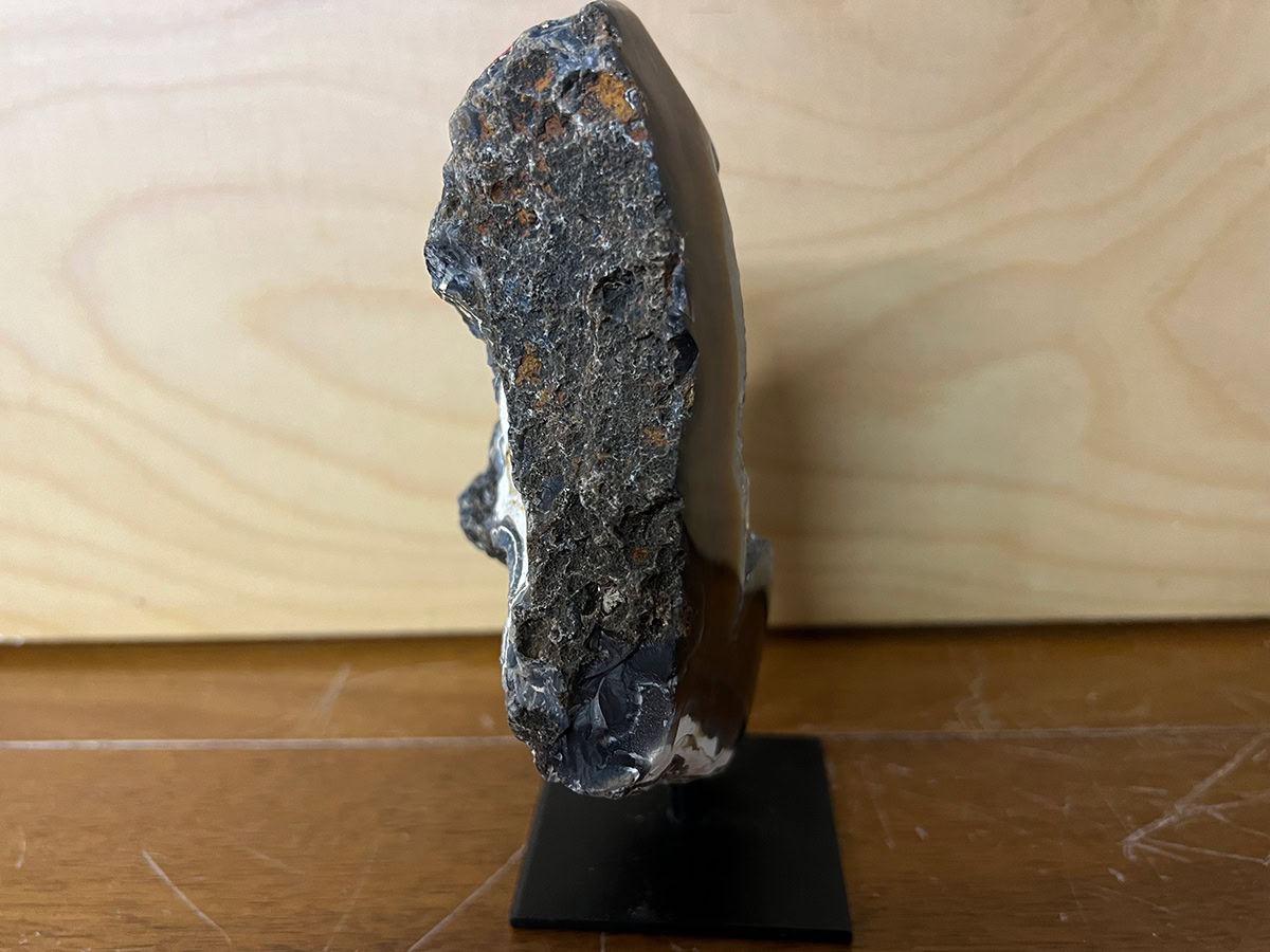 Agaat op standaard (05) van 560 gram